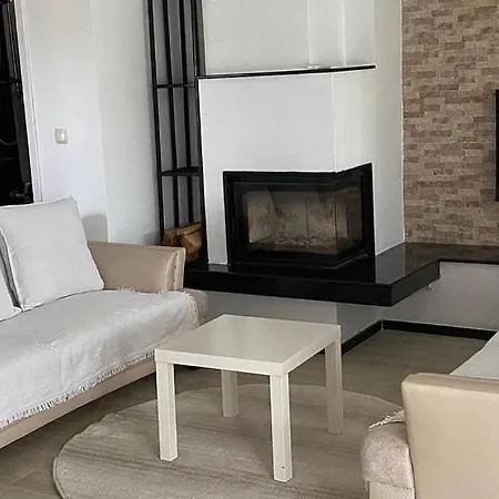 بيت للعطل Erdeniz Ev